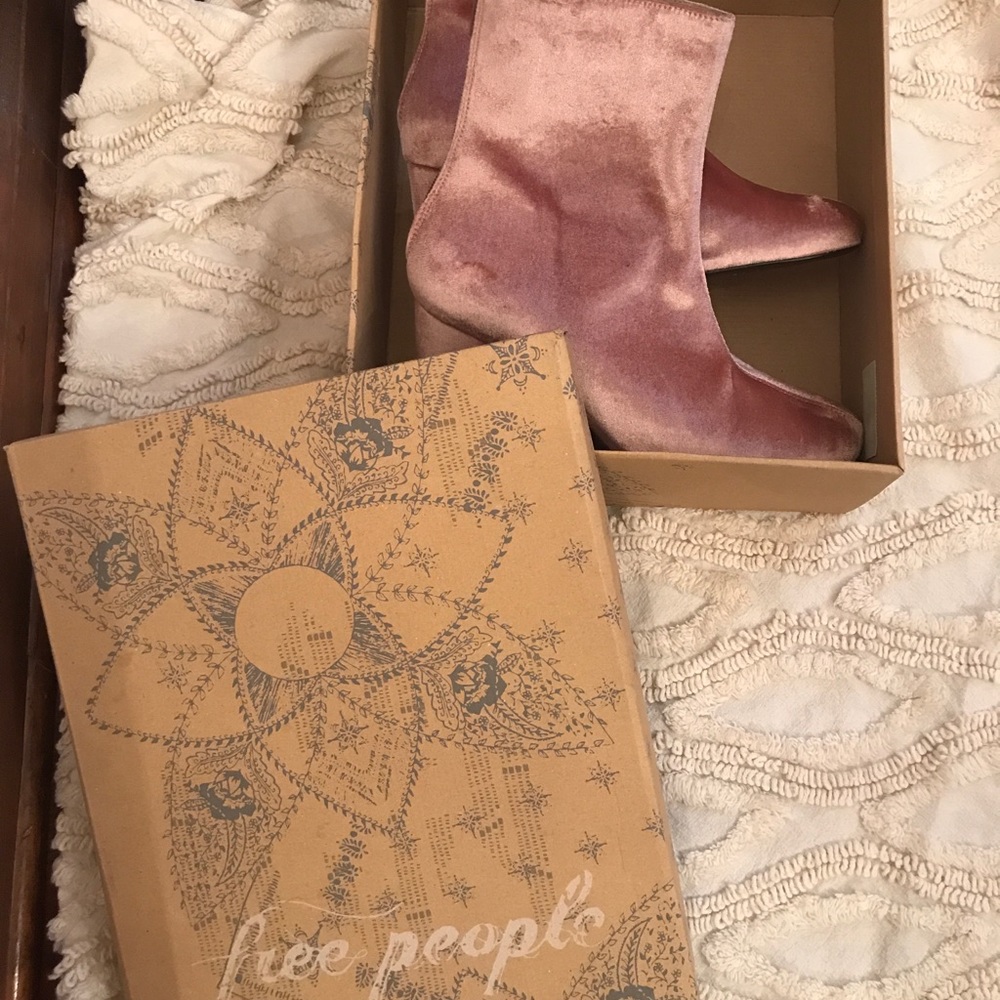 Free People Cecile Ankle Boots - Rose - Size 40